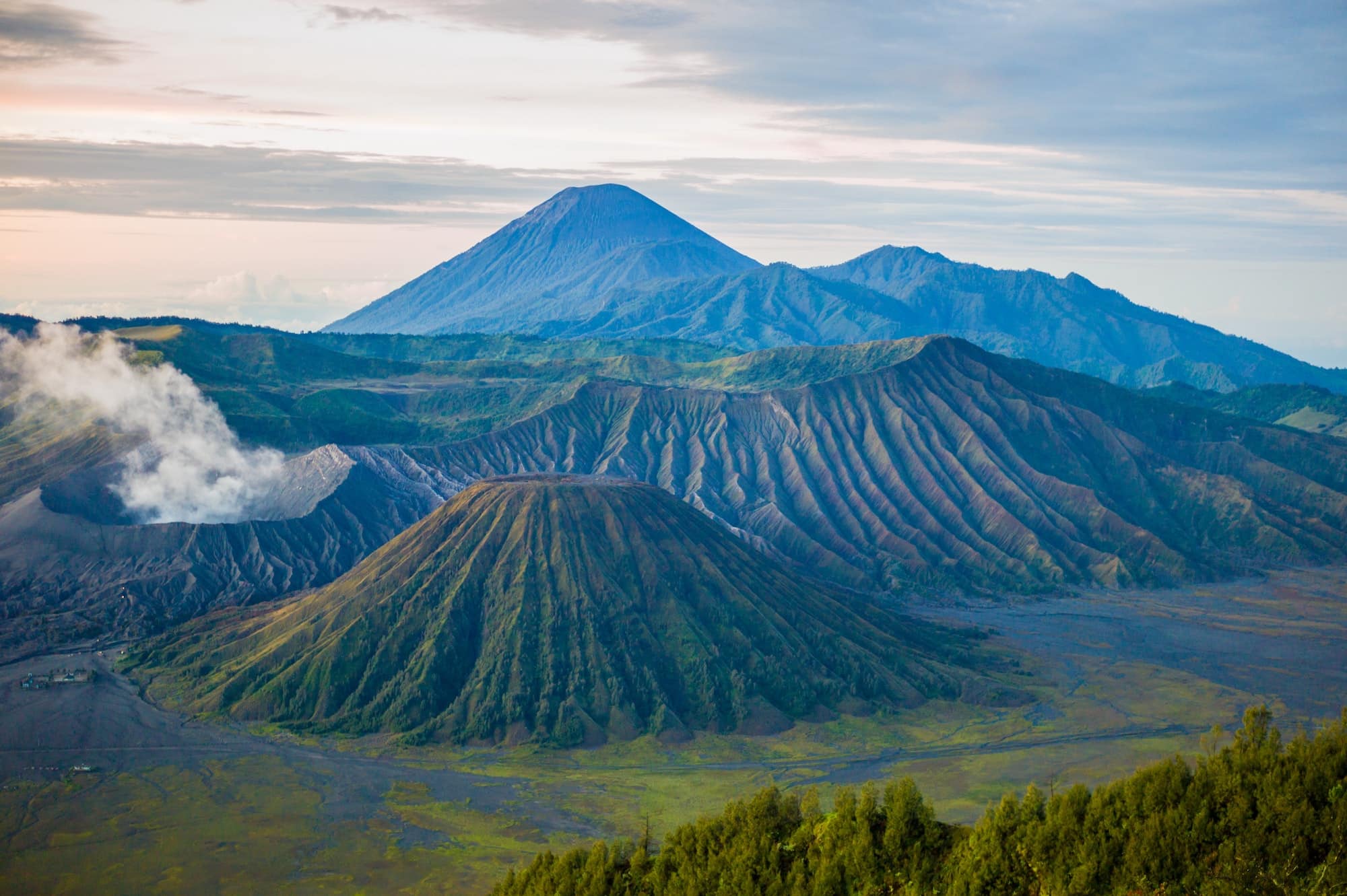 Never sleep, Bromo mountain, Indonesia